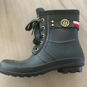 Tommy Hilfiger Rubber Boots Size 8